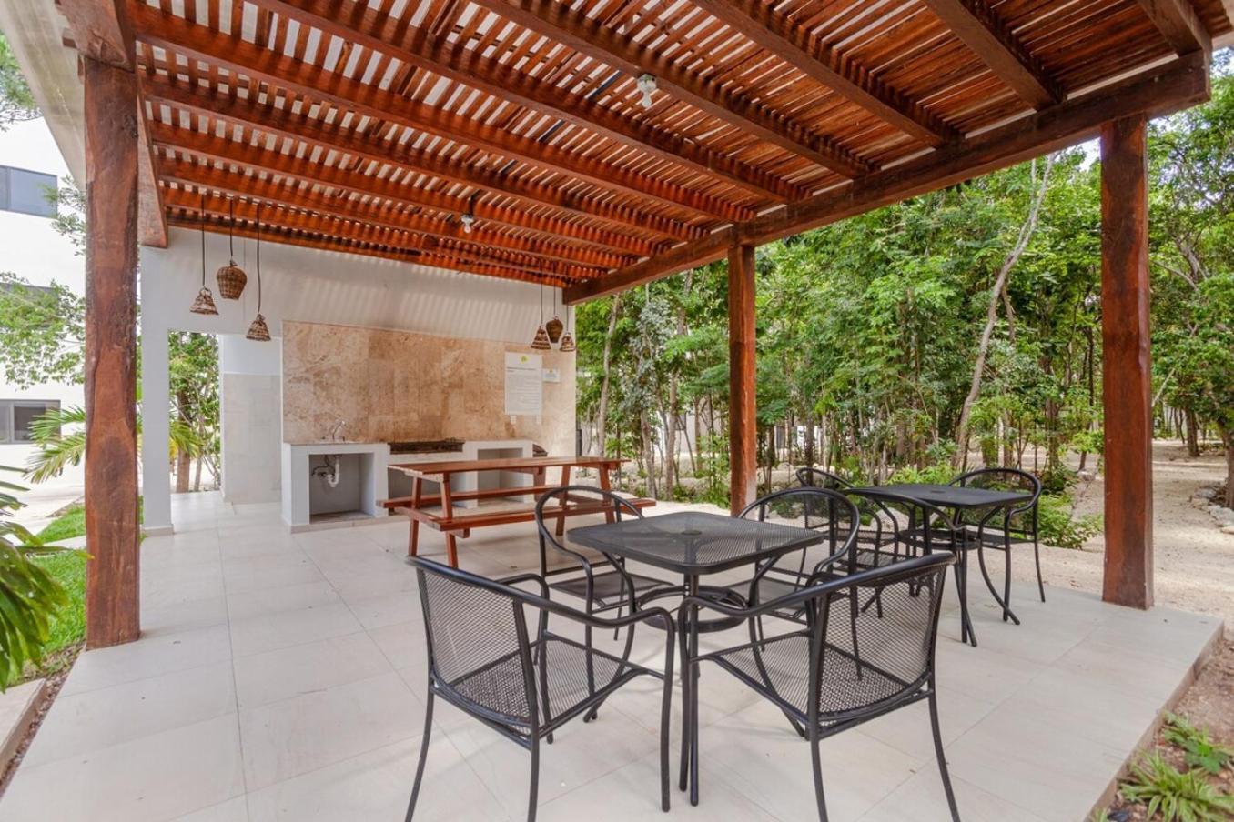 New! Condoph10min To Beachwifi 300mbgym6pools Ferienhaus